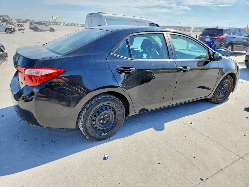 2018 TOYOTA COROLLA LE LE 3