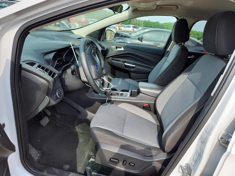 2017 FORD ESCAPE SE SE 8