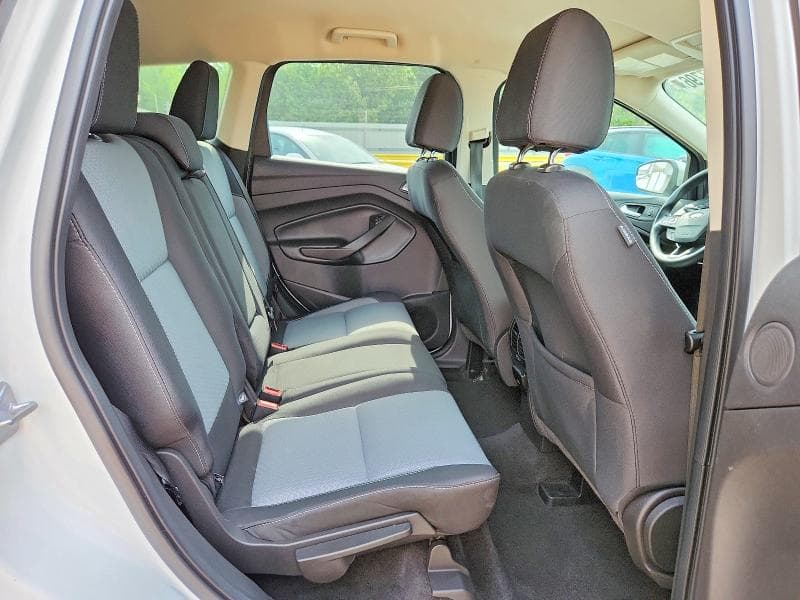 2017 FORD ESCAPE SE SE 11