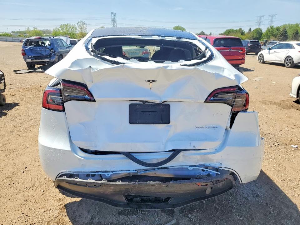 2023 TESLA MODEL Y 6
