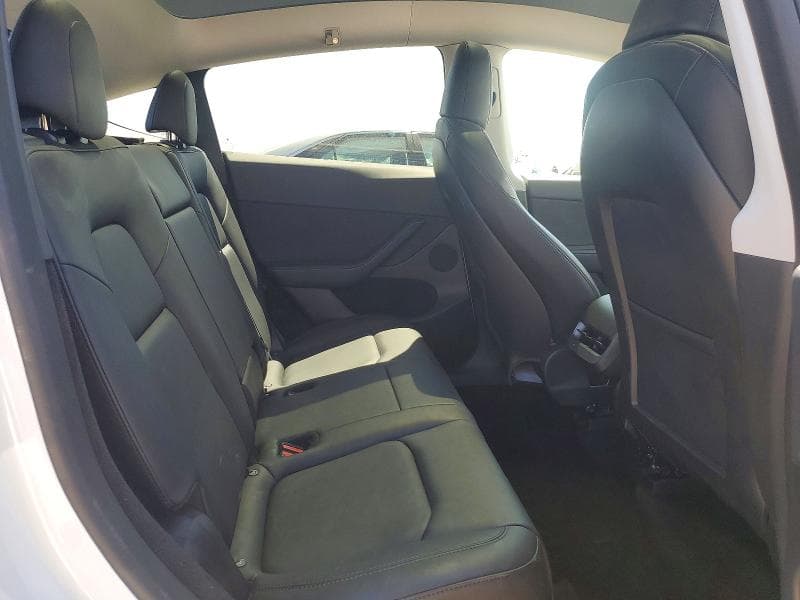 2023 TESLA MODEL Y 10