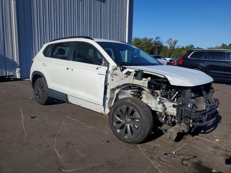 2023 VOLKSWAGEN TAOS S 4
