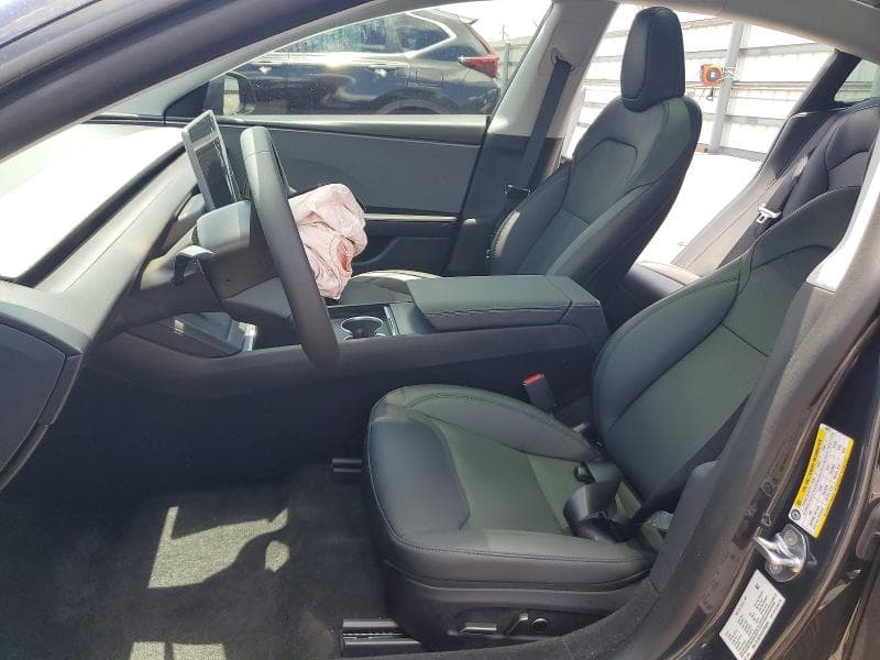 2026 TESLA MODEL 3 7