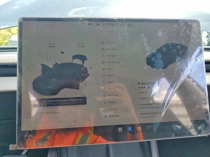 2026 TESLA MODEL 3 9