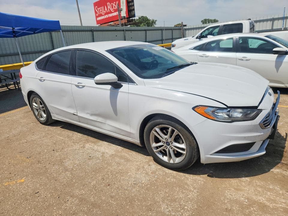 2018 FORD FUSION SE 4