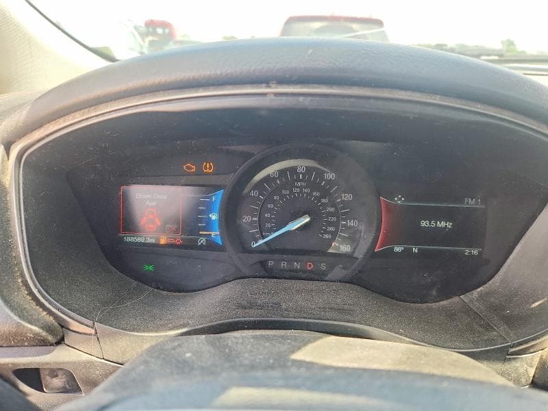 2018 FORD FUSION SE 9