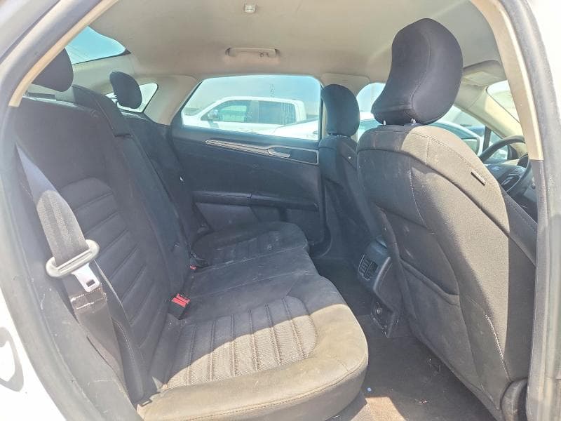 2018 FORD FUSION SE 10