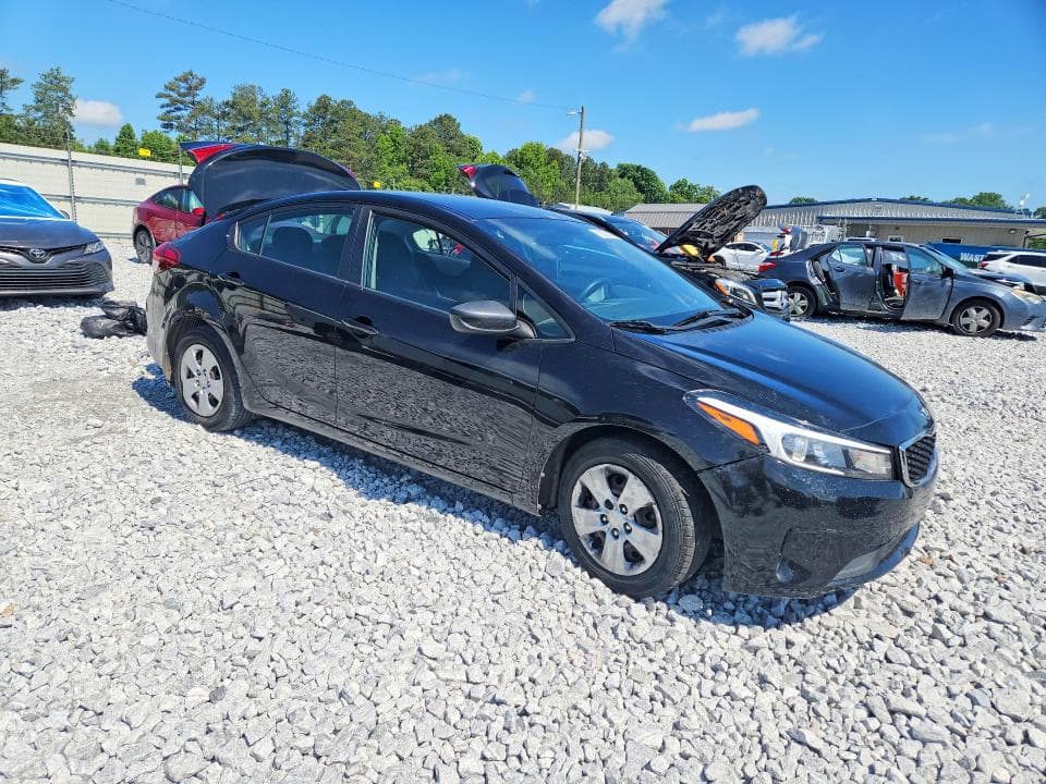 2017 KIA FORTE LX 4