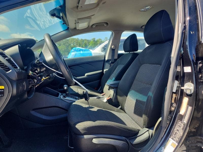 2017 KIA FORTE LX 7