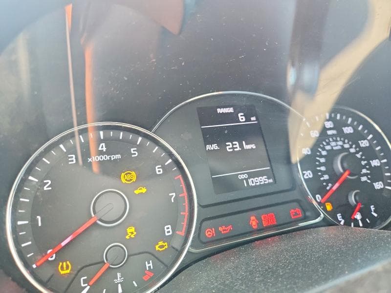 2017 KIA FORTE LX 9
