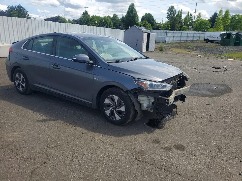 2017 HYUNDAI IONIQ SEL 4