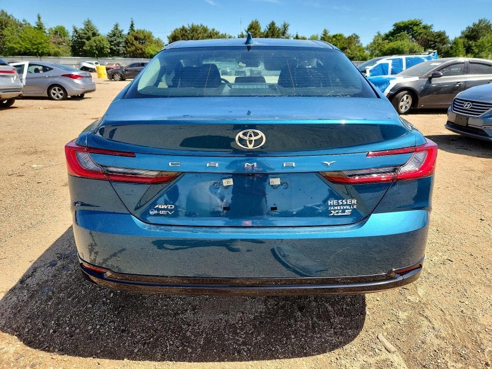 2026 TOYOTA CAMRY XLE XLE 6