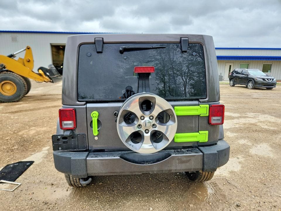2017 JEEP WRANGLER UNLIMITED SAHARA 6
