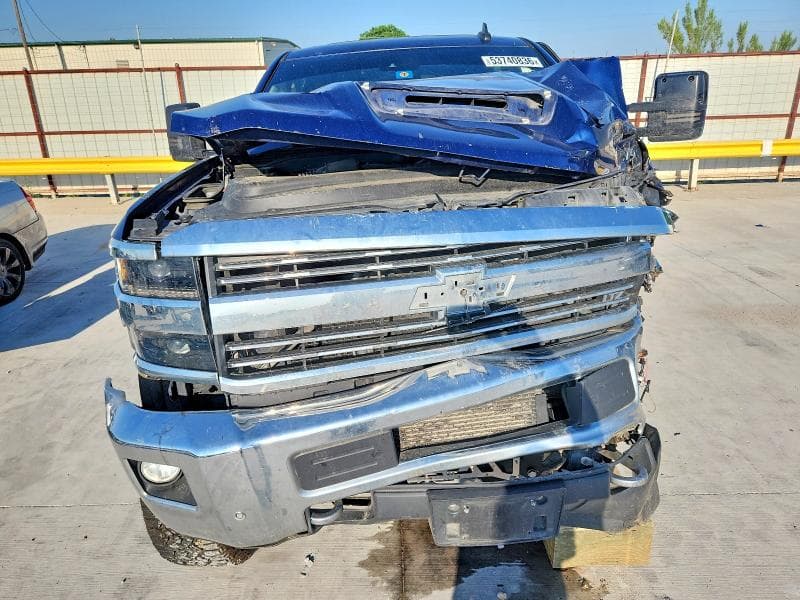 2019 CHEVROLET SILVERADO K3500 LTZ 11