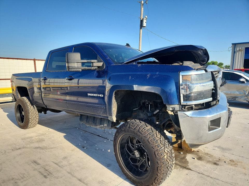 2019 CHEVROLET SILVERADO K3500 LTZ 4