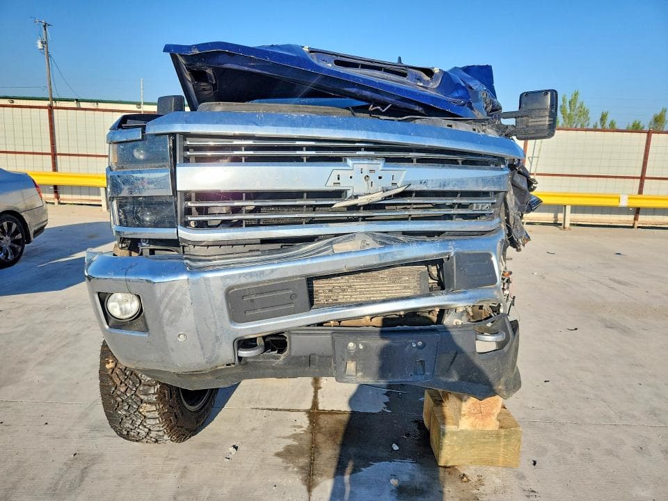 2019 CHEVROLET SILVERADO K3500 LTZ 5
