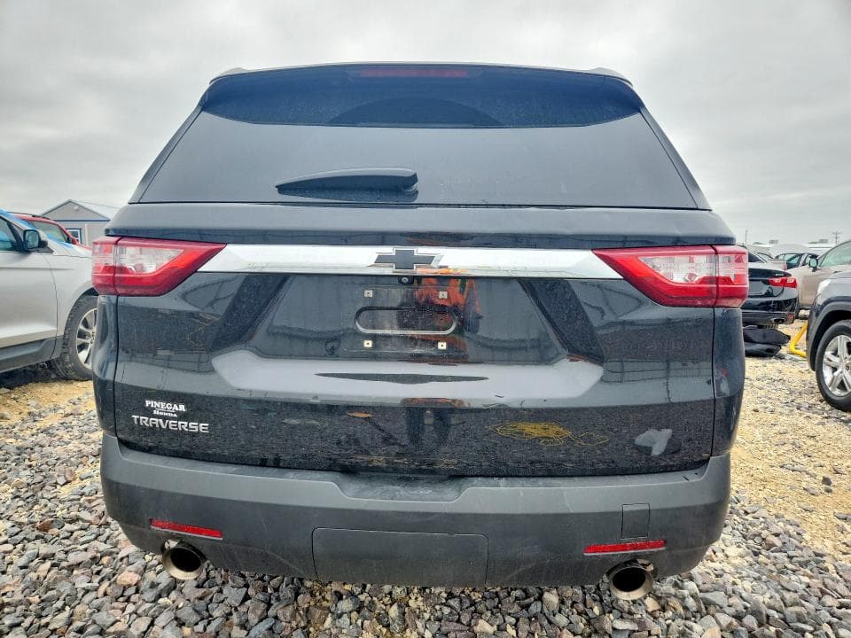 2021 CHEVROLET TRAVERSE LS 6