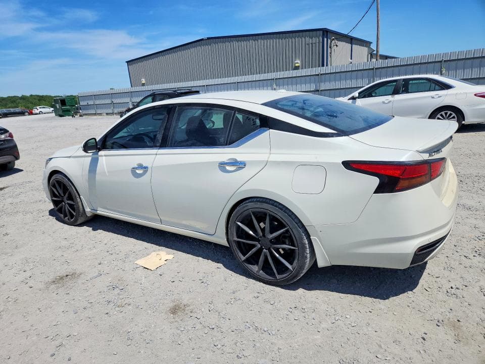 2019 NISSAN ALTIMA SV 2