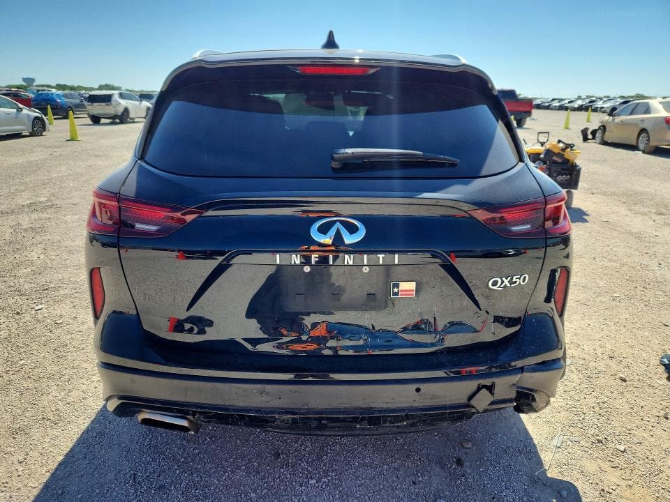 2022 INFINITI QX50 LUXE 6