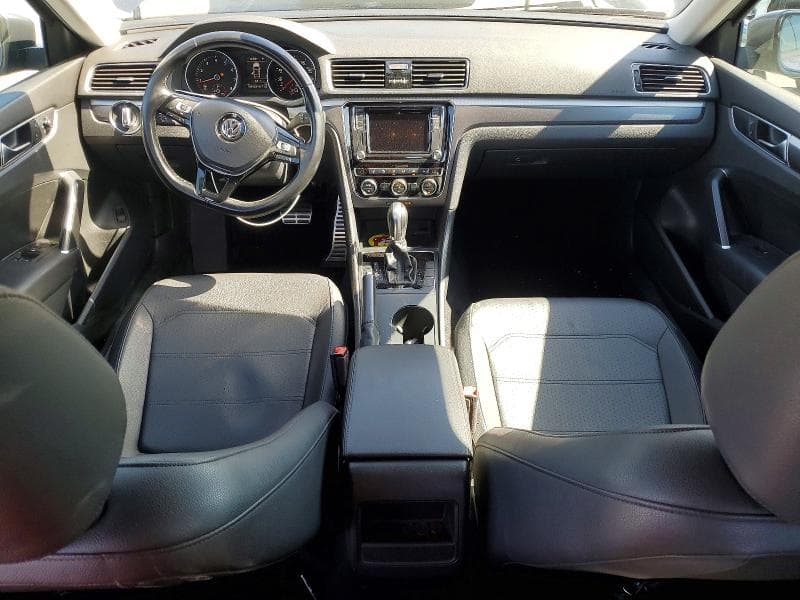 2018 VOLKSWAGEN PASSAT S 8