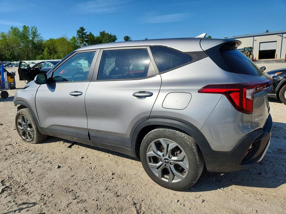 2025 KIA SELTOS LX 2