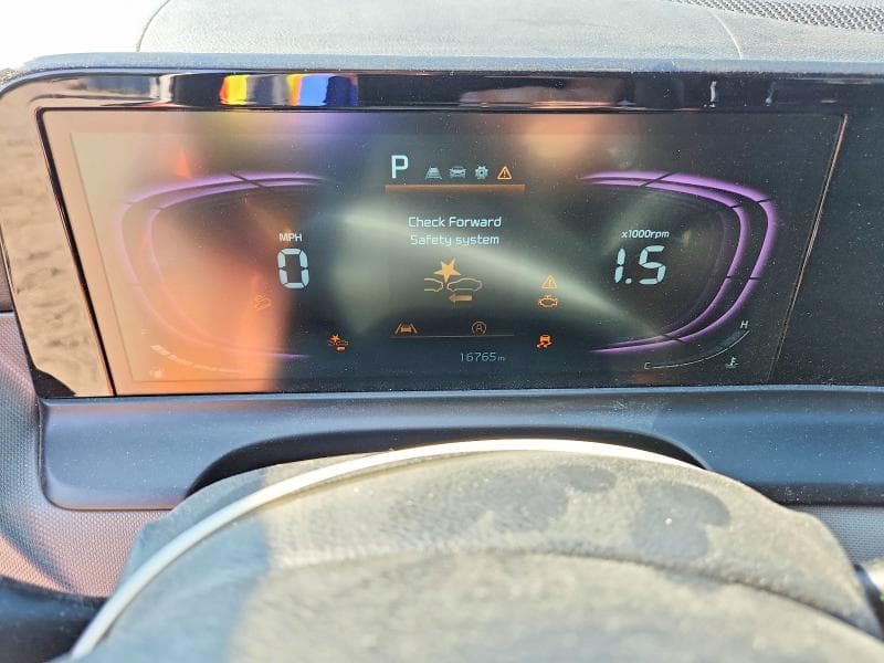 2025 KIA SELTOS LX 9