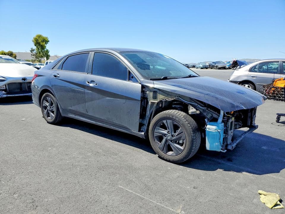 2021 HYUNDAI ELANTRA SEL 4