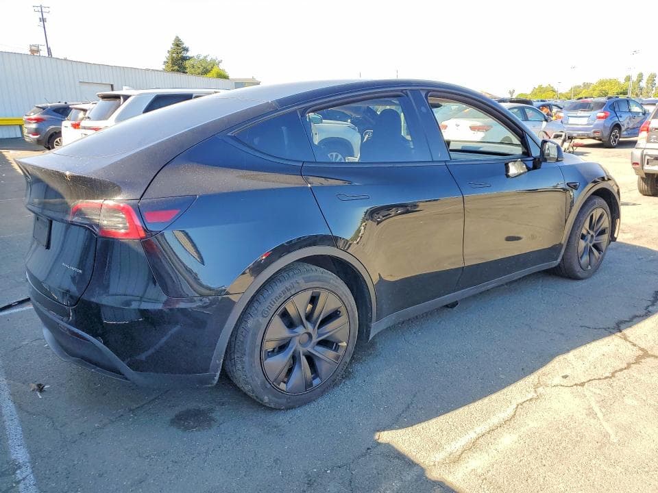 2024 TESLA MODEL Y 3