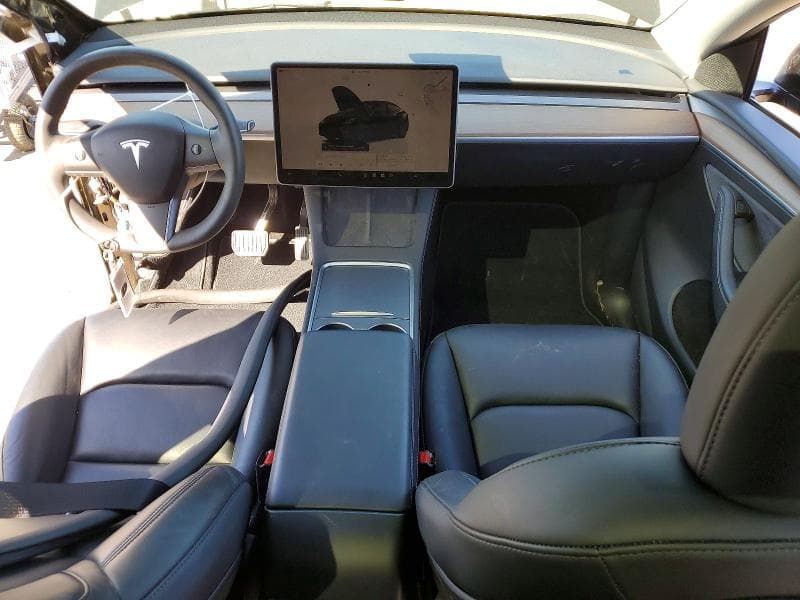2024 TESLA MODEL Y 8