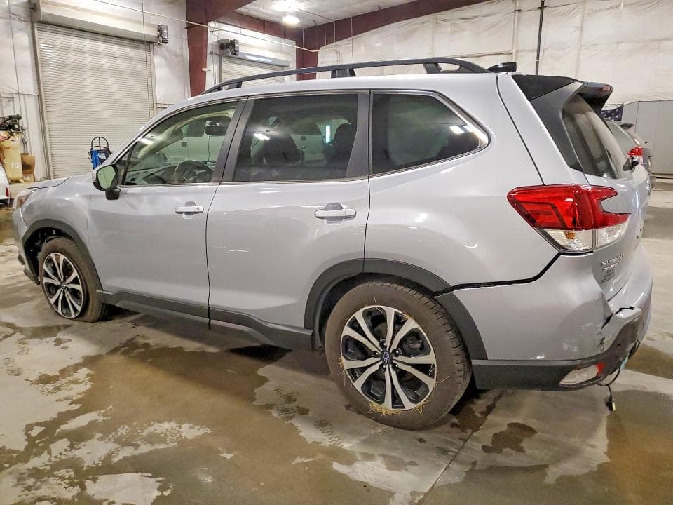 2024 SUBARU FORESTER LIMITED 2