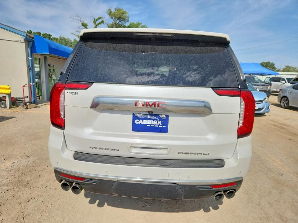 2021 GMC YUKON DENALI 6