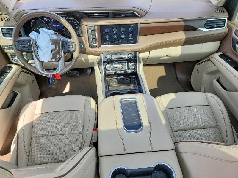 2021 GMC YUKON DENALI 8
