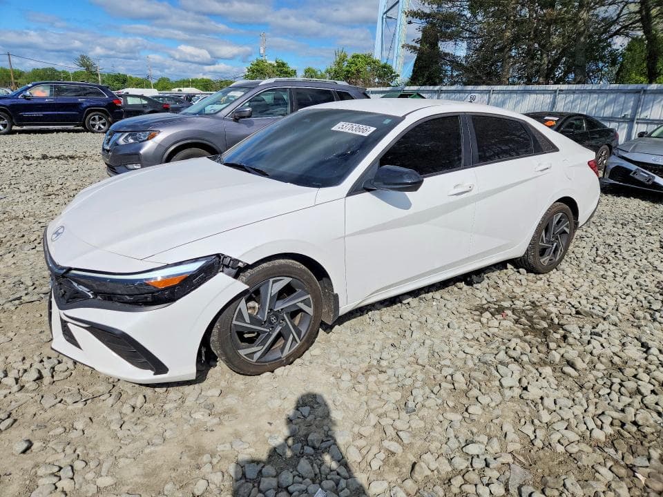 2025 HYUNDAI ELANTRA SEL SPORT 1