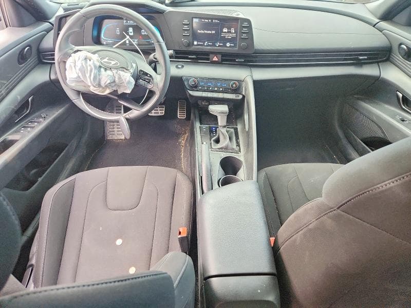 2025 HYUNDAI ELANTRA SEL SPORT 8