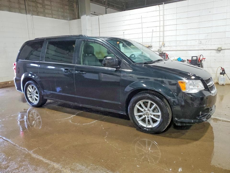 2020 DODGE CARAVAN SXT 5