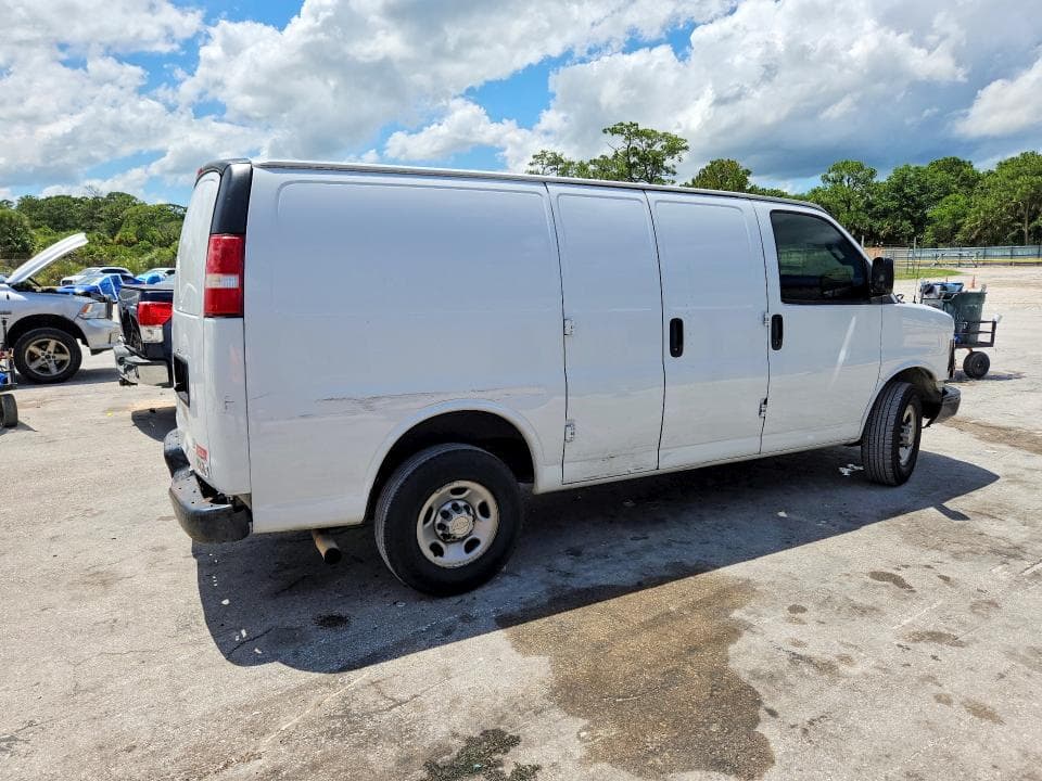 2017 CHEVROLET EXPRESS 2500 CARGO DELIVERY VAN 3