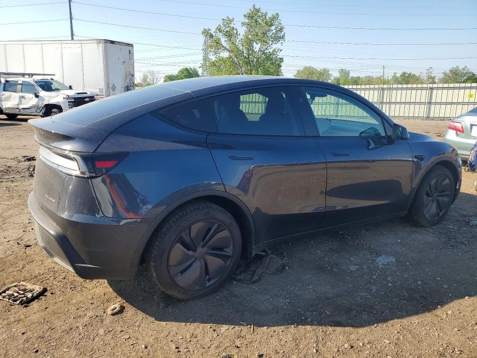 2026 TESLA MODEL Y 3