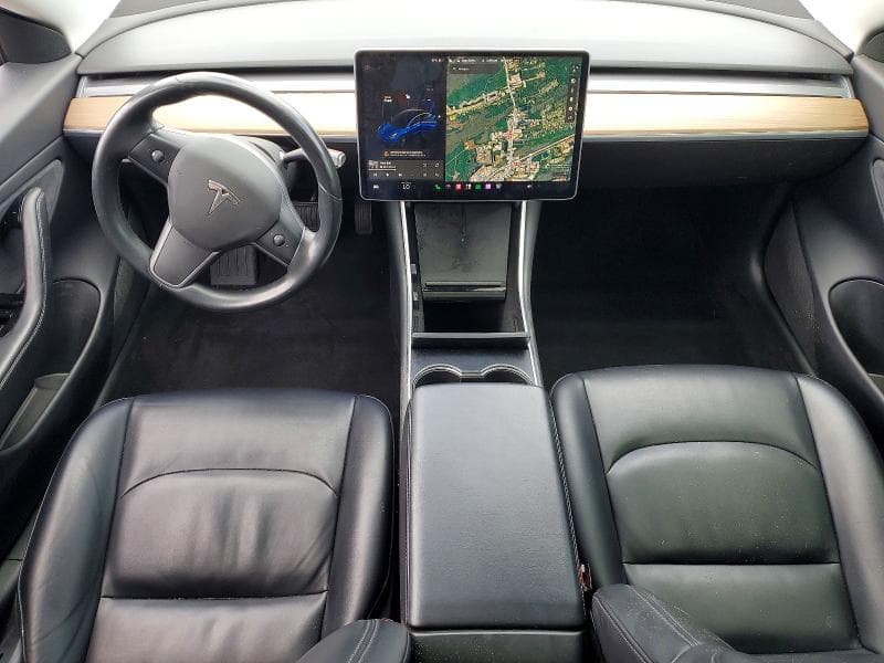 2018 TESLA MODEL 3 8