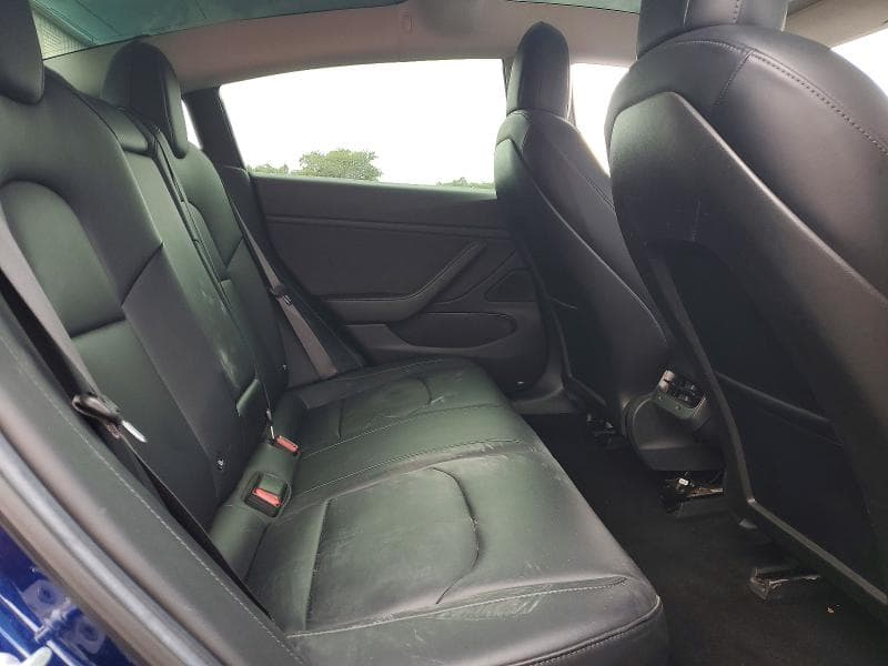 2018 TESLA MODEL 3 10