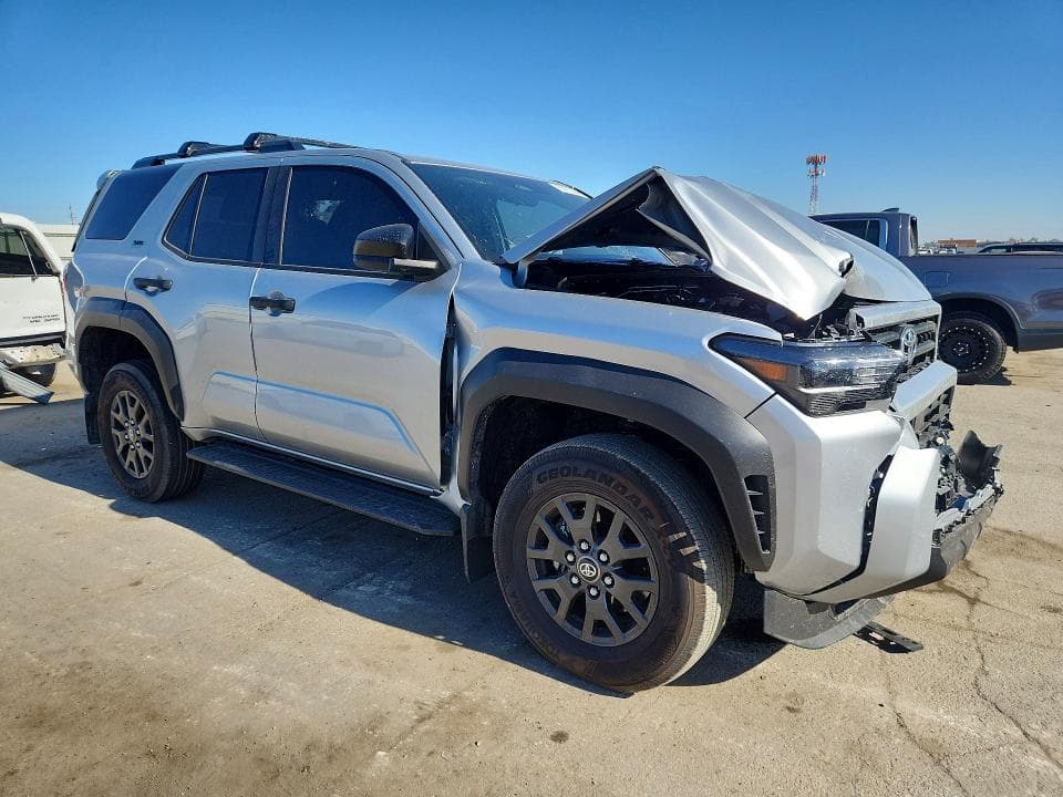2025 TOYOTA 4RUNNER SR5 4