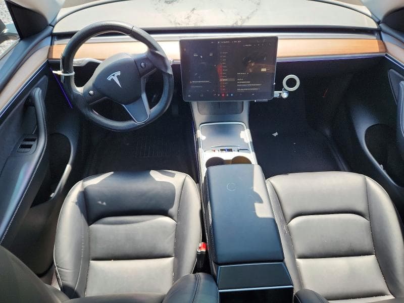 2023 TESLA MODEL Y 8