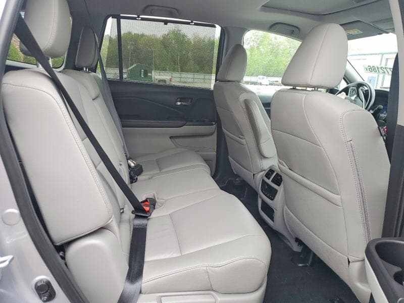 2021 HONDA PILOT SE 11