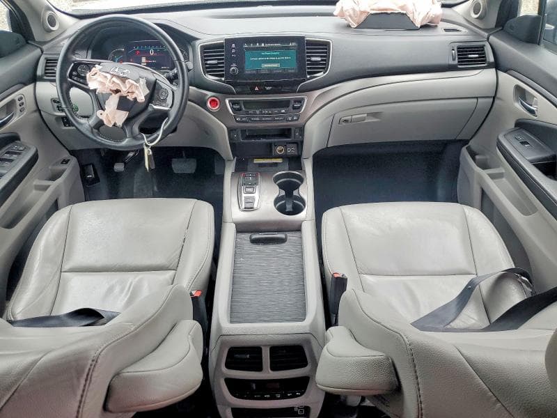 2021 HONDA PILOT SE 8