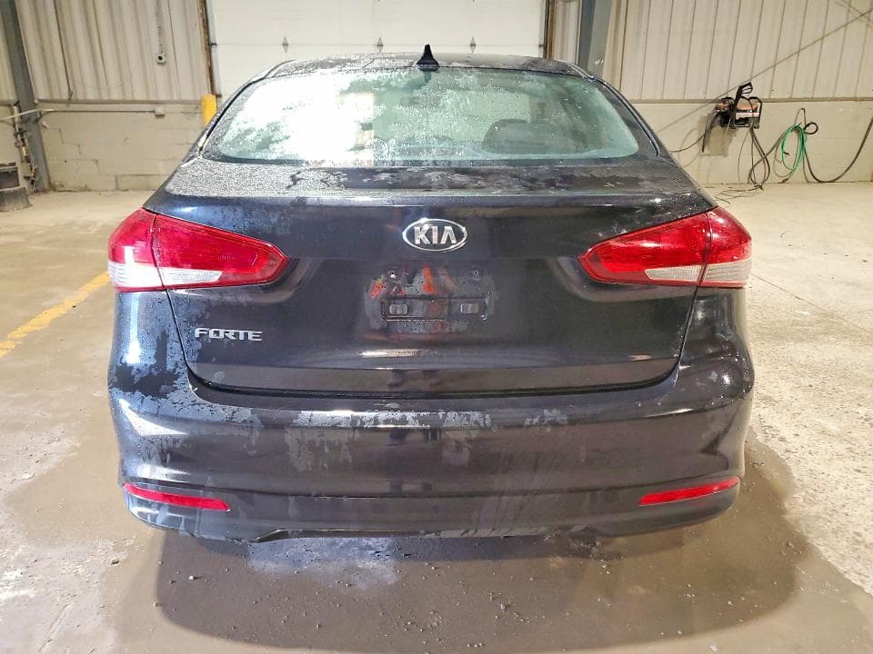 2017 KIA FORTE LX 6