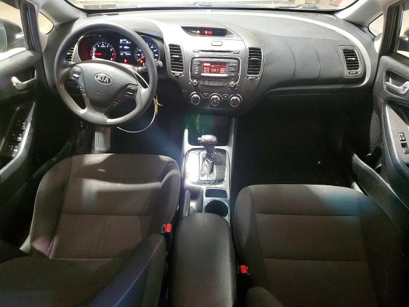 2017 KIA FORTE LX 8