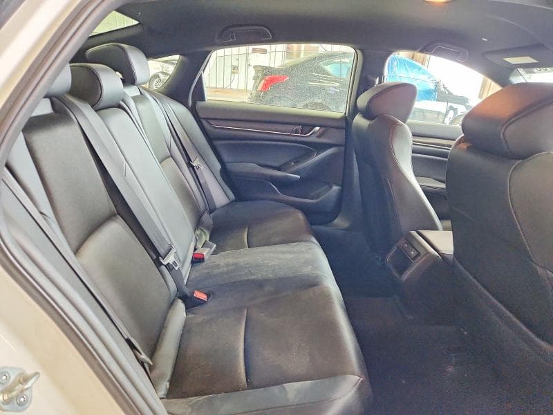 2021 HONDA ACCORD SPORT 10