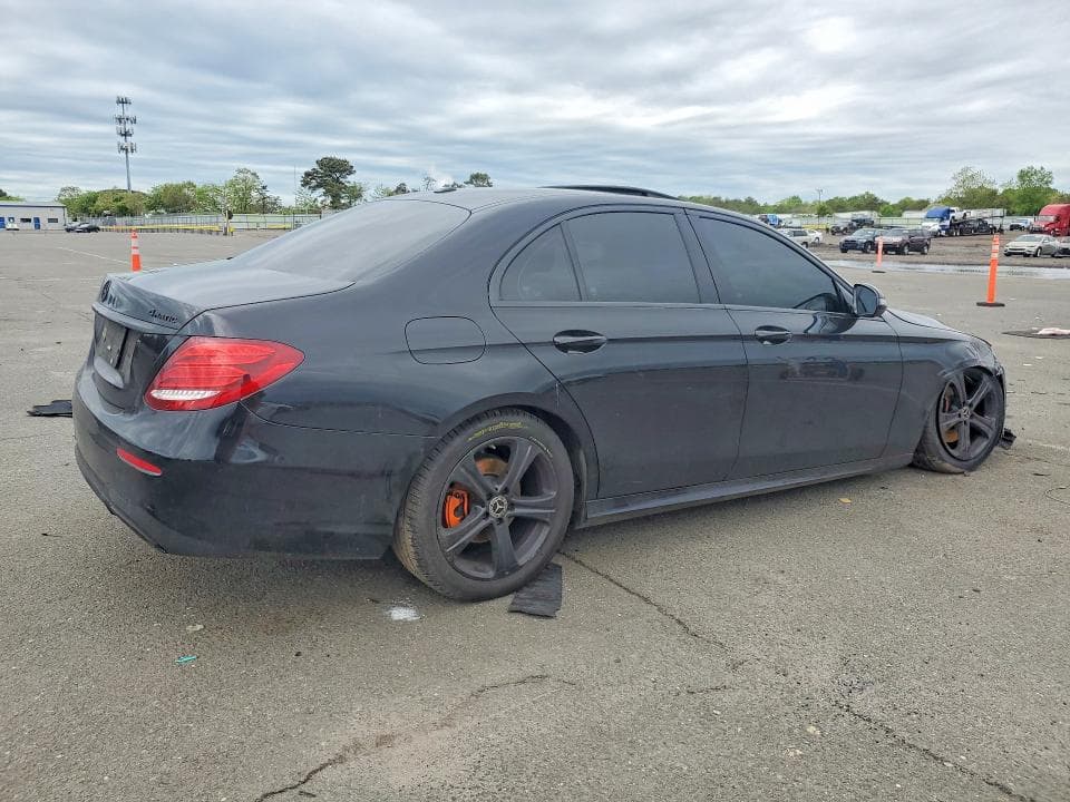 2019 MERCEDES-BENZ E 300 4MATIC 3