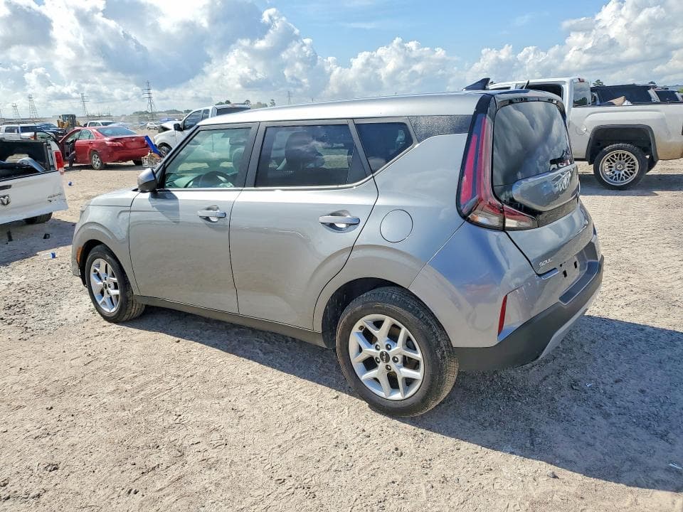 2025 KIA SOUL LX 2
