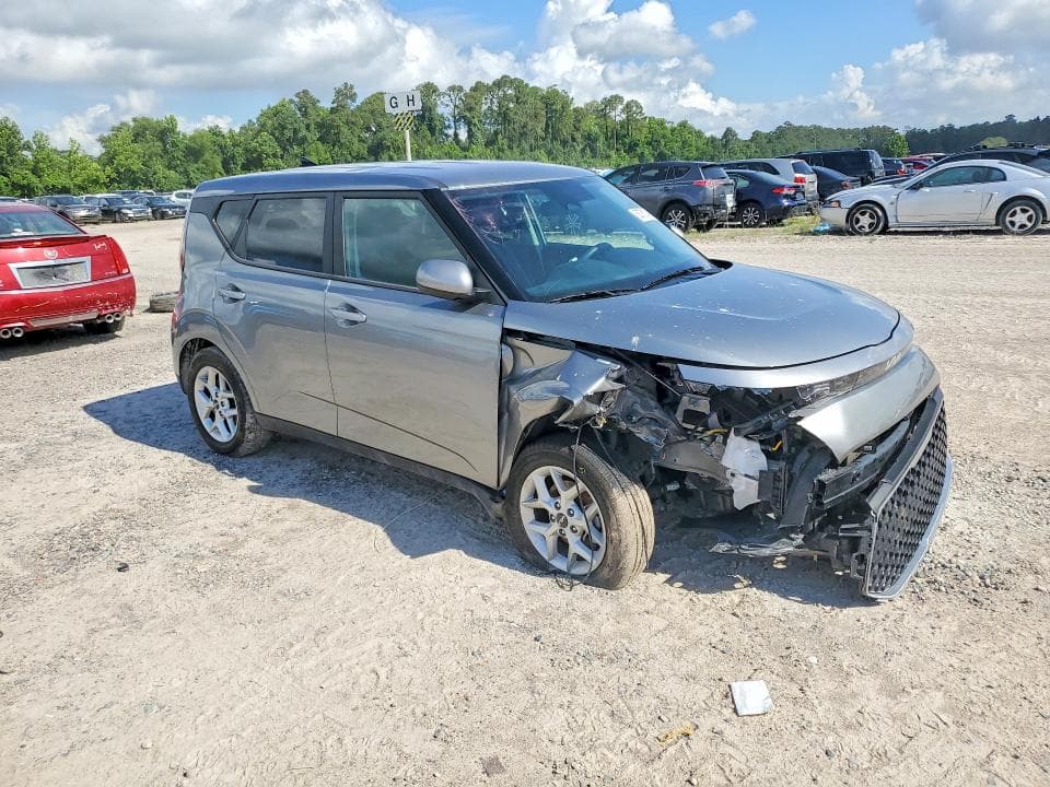 2025 KIA SOUL LX 4