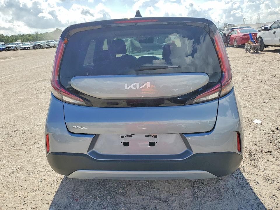 2025 KIA SOUL LX 6